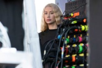 Iggy Azalea Slams Accusations Of ‘Blackfishing” In New Music Video: “ Who Cares? Let ‘Em Talk”