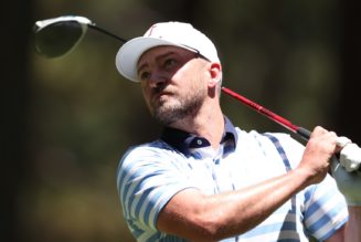 Justin Timberlake Sinks an Unexpected Shot on the Golf Course