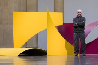 Legendary British Sculptor Phillip King Dead at 87