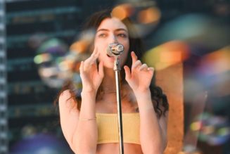 Lorde Reflects On Life While ‘Stoned At The Nail Salon’