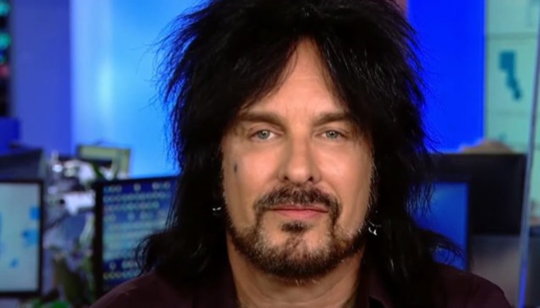 MÖTLEY CRÜE’s NIKKI SIXX Celebrates 20 Years Of Sobriety