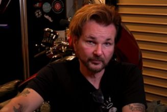 POISON’s RIKKI ROCKETT Tests Positive For COVID-19 After Being Fully Vaccinated