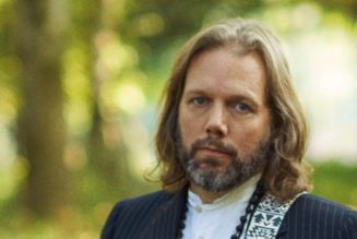 THE BLACK CROWES’ RICH ROBINSON Says It Was ‘Difficult’ To Watch His Kids In Isolation During COVID-19 Quarantine