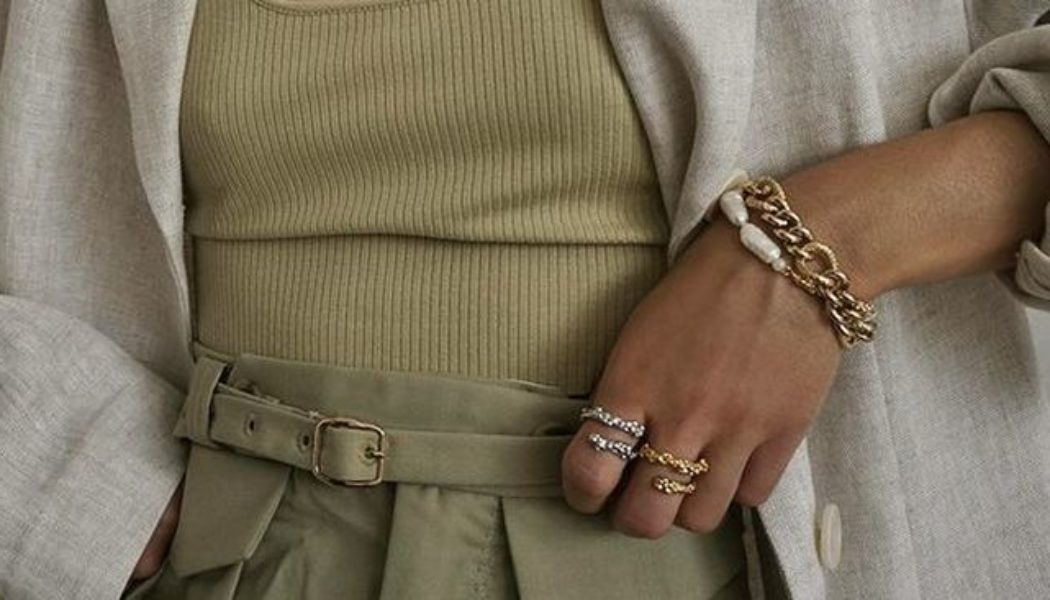 The Long-Forgotten Jewellery Trend Fashion People Have Just Rediscovered