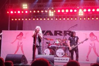 WARRANT Performs Without Bassist JERRY DIXON In Missouri (Video)