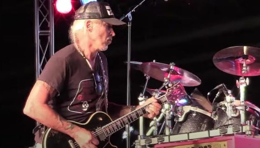 Watch Multi-Camera Video Of GEORGE LYNCH’s Performance At DALLAS INTERNATIONAL GUITAR FESTIVAL