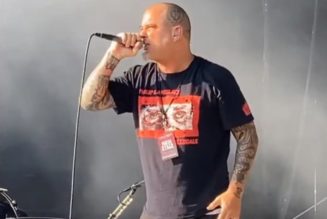 Watch PHILIP ANSELMO Perform PANTERA Classics At Wisconsin’s ROCK FEST