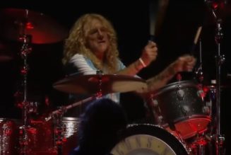 Watch Pro-Shot Video Of STEVEN ADLER’s November 2016 Guest Appearance With GUNS N’ ROSES In Buenos Aires