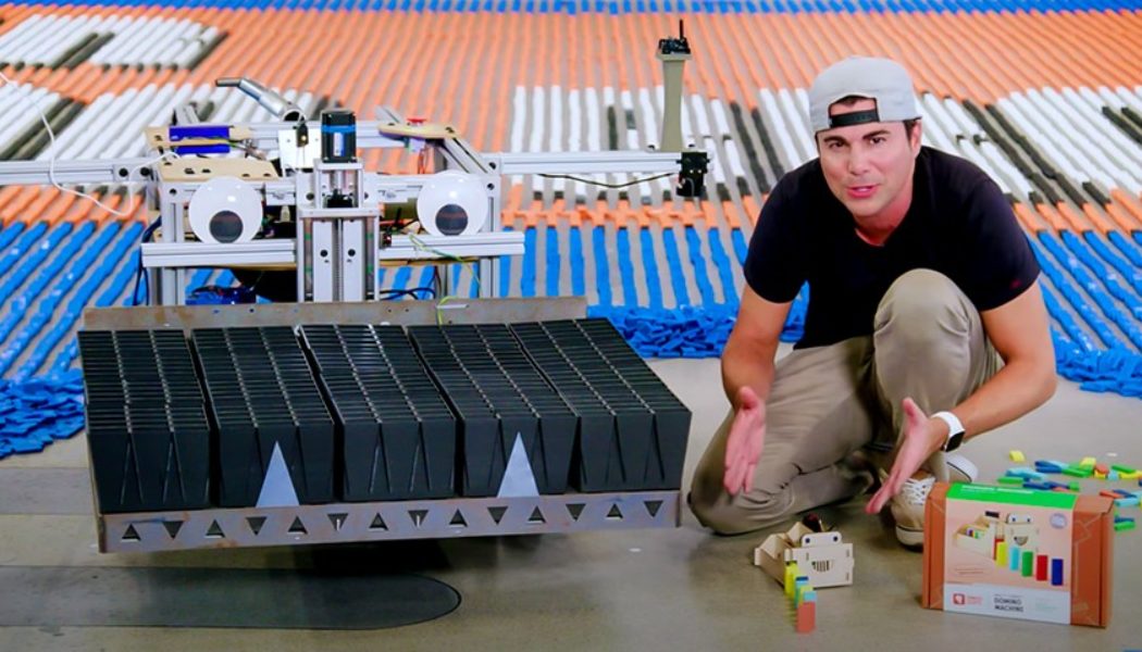 Watch This Robot Build a 100,000-Domino ‘Super Mario Bros’ Mural in a Day