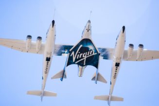 Watch Virgin Galactic launch Richard Branson to space