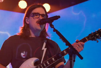 Weezer Perform “Hero” on Good Morning America, Detail Upcoming Albums: Watch