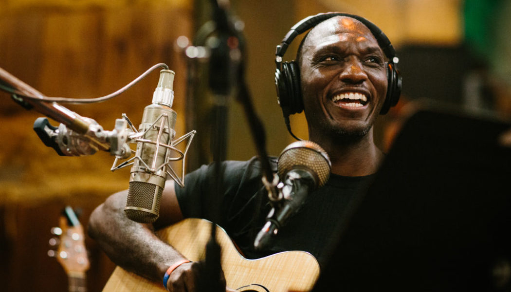 15 Minute Live Performances: Cedric Burnside