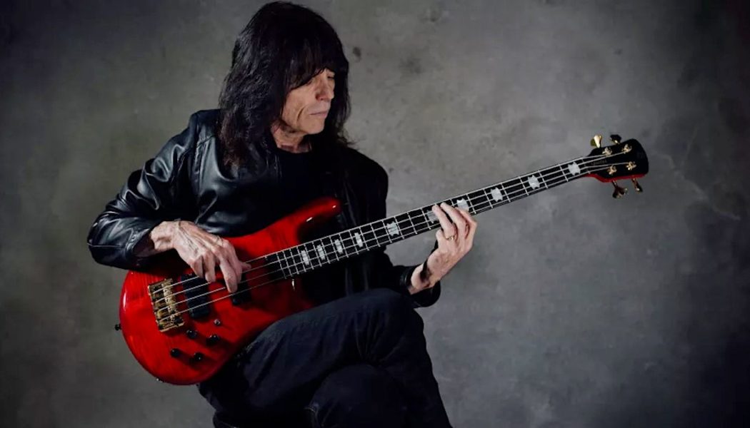 Bassist Rudy Sarzo Returns to Quiet Riot After 18-Year Absence