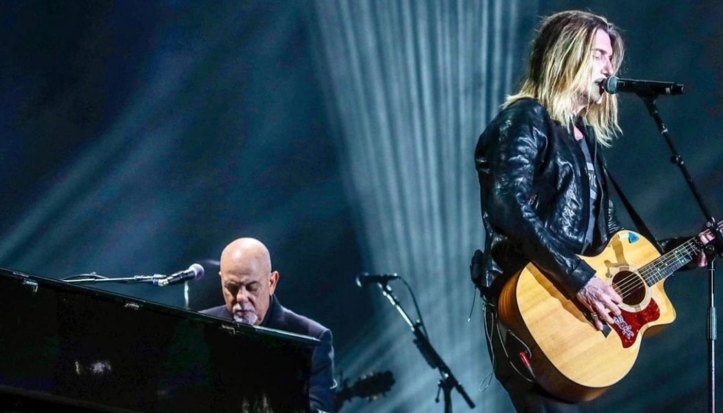 Billy Joel Performs “Iris” with Goo Goo Dolls’ John Rzeznik at Buffalo Concert: Stream