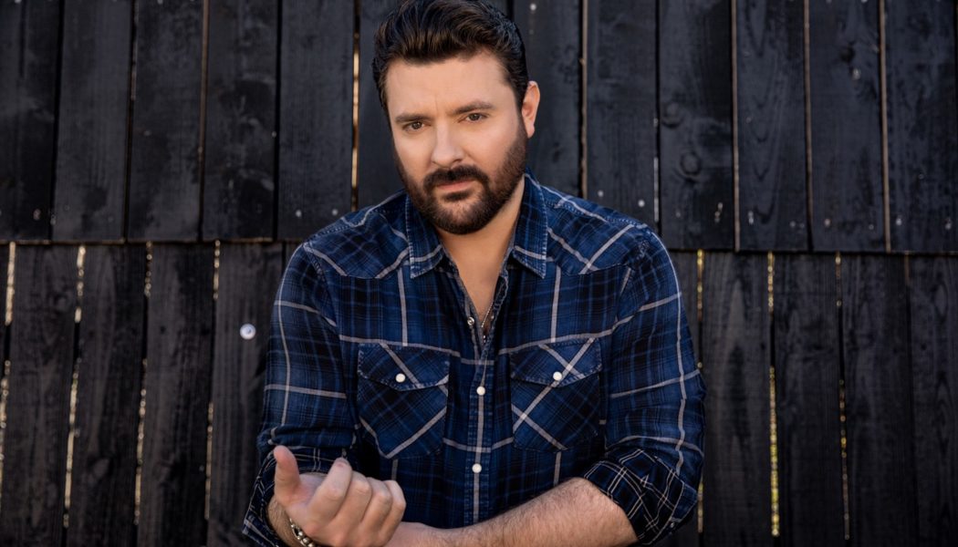 Chris Young Talks His ‘Growth’ on ‘Famous Friends’ Album & Leaving Zoom Songwriting Behind