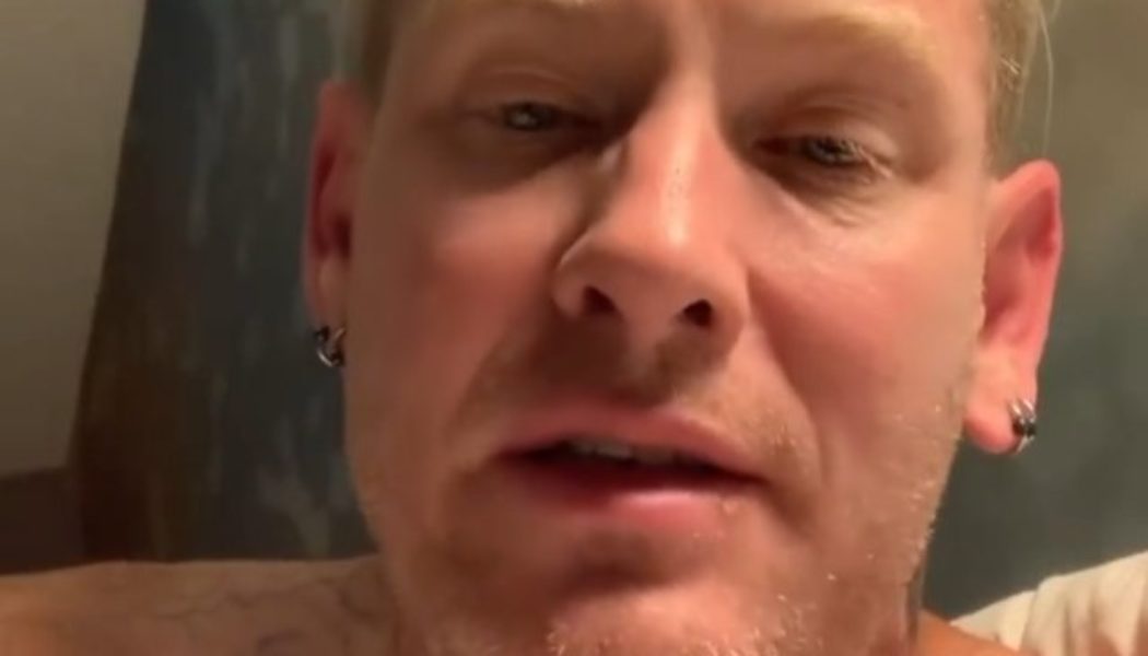 COREY TAYLOR Tests Positive For COVID-19: ‘I’m Very, Very Sick’