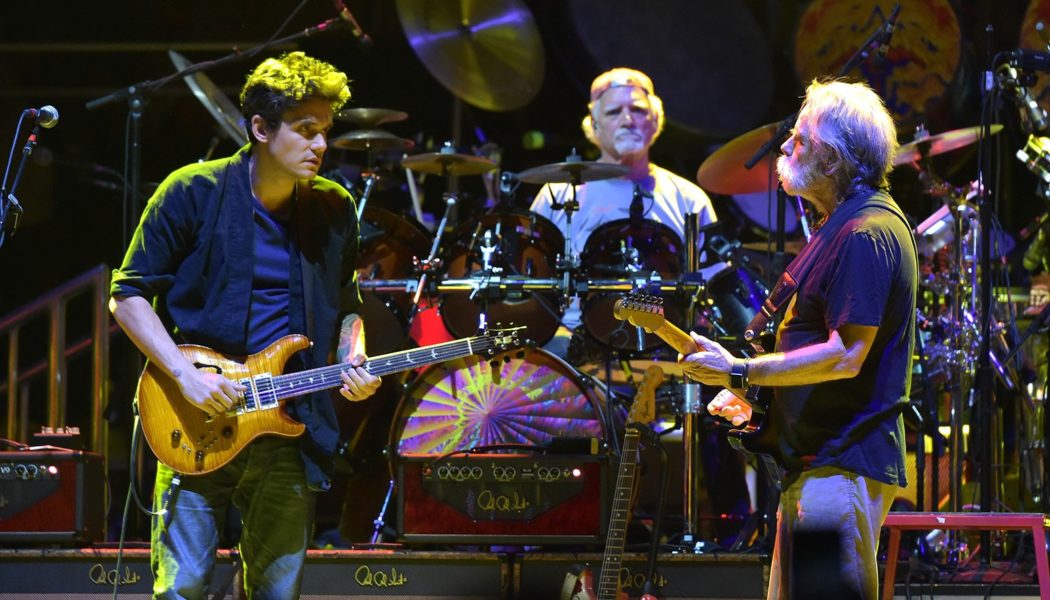 Dead & Company Fans Falls to His Death During Concert at New York’s Citi Field