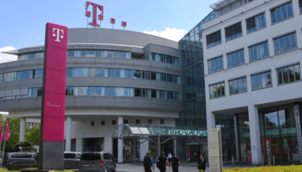 Deutsche Telekom selects Coinbase Custody to store its CELO tokens