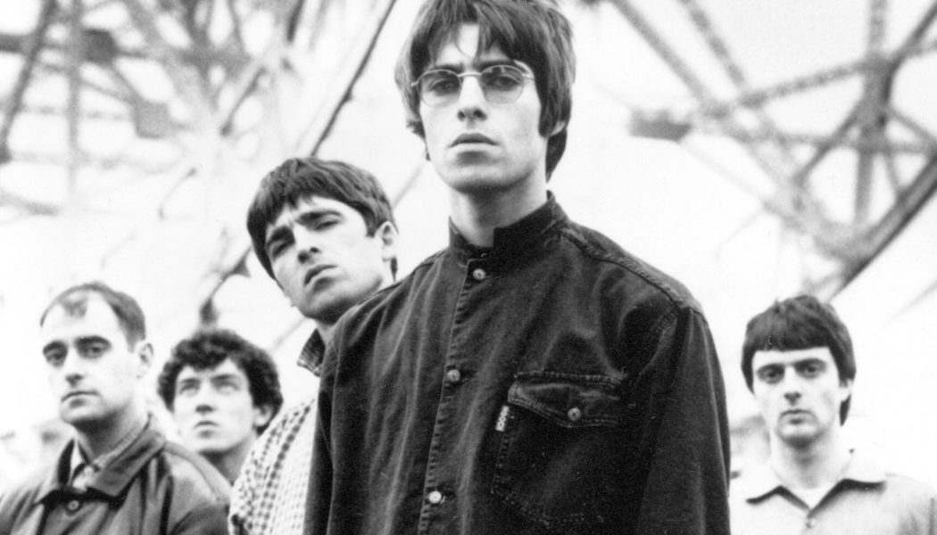 Former Oasis Drummer Tony McCarroll Suffers Heart Attack