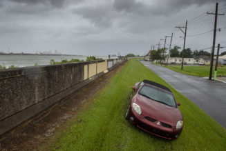 Louisiana governor: Levees should hold against Hurricane Ida