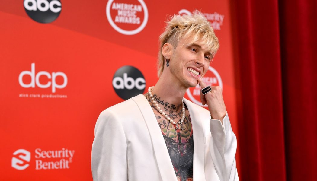 Machine Gun Kelly Performs Surprise Set at Lollapalooza