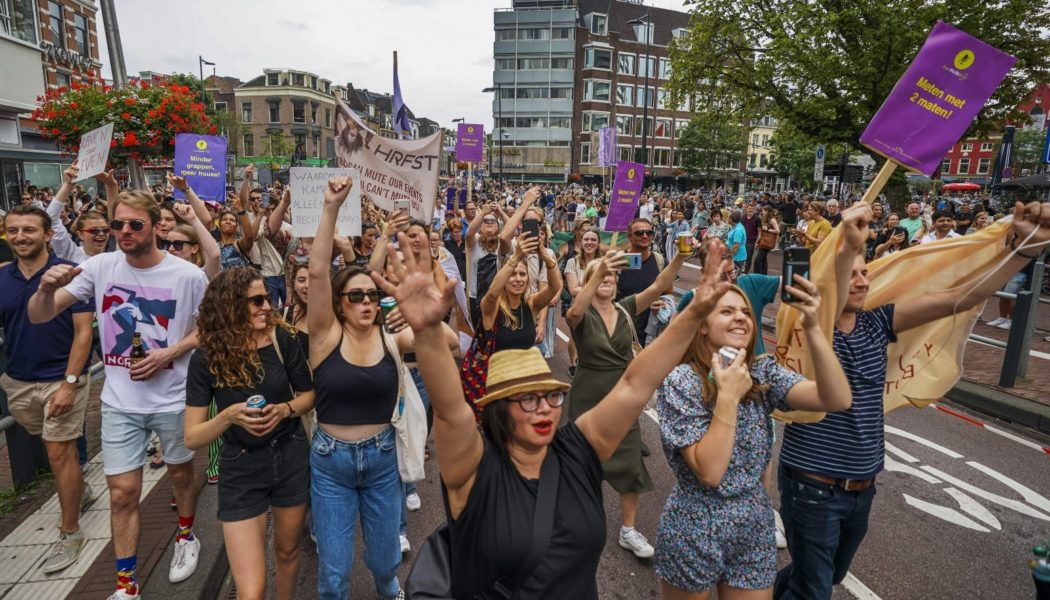 Marchers Demand Return of Dutch Music Festivals