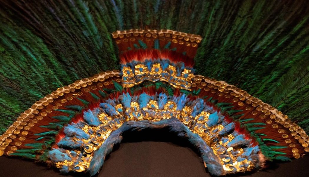 Mexico Continues to Request Its Ancient Aztec Headress From Austria