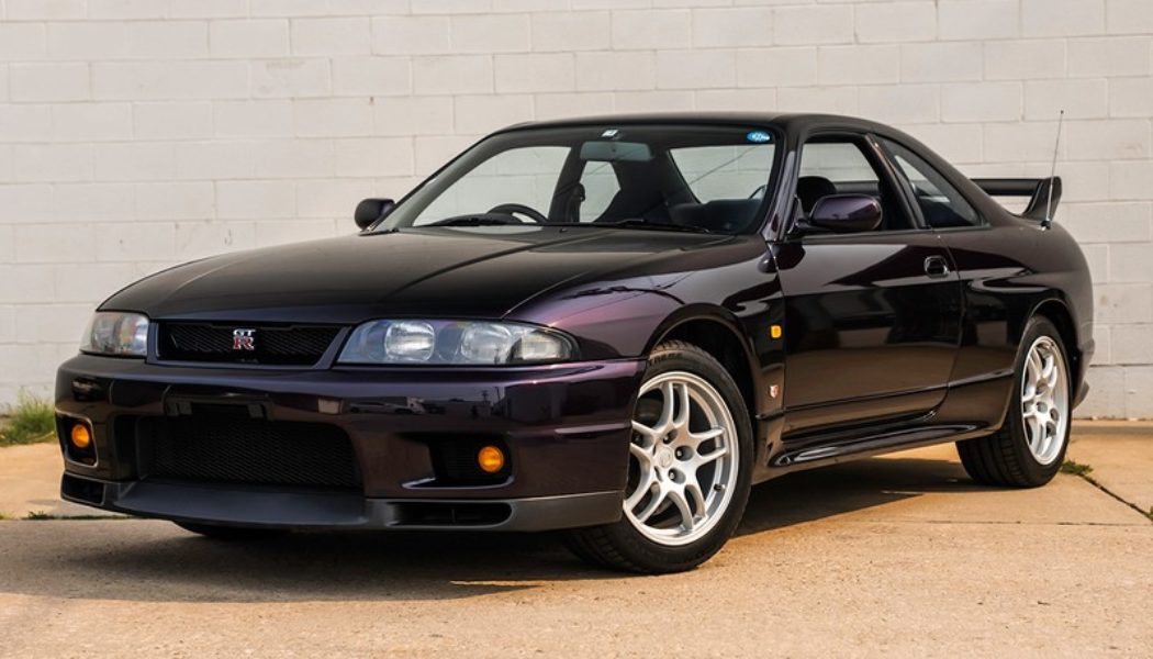 “Midnight Purple” Nissan Skyline GT-R R33 Is RM Sotheby’s Hidden Gem