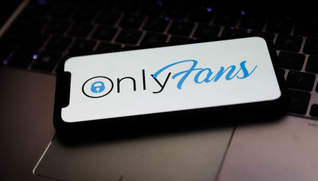 OnlyFans Comes to Its Senses, Drops Plans to Ban Sexually Explicit Content