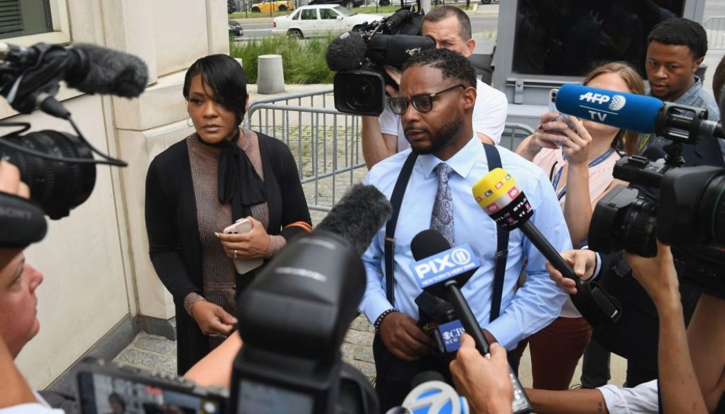 R. Kelly’s Federal Trial Begins With Disgusting Account of Alleged Abuse