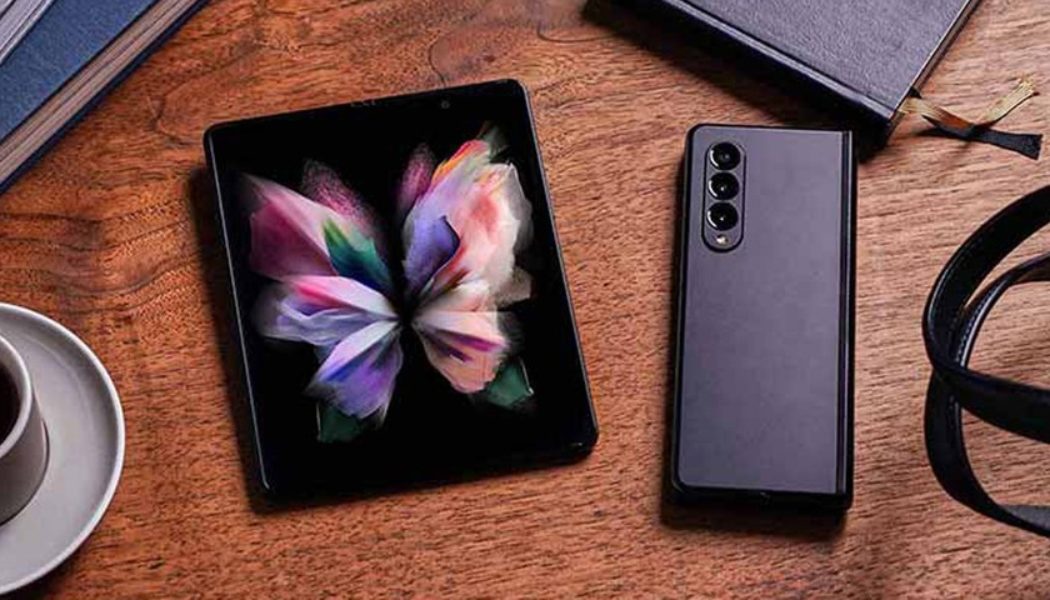 Samsung’s Galaxy Z Fold 3 Is a Foldable Smartphone Made To Maximize Productivity