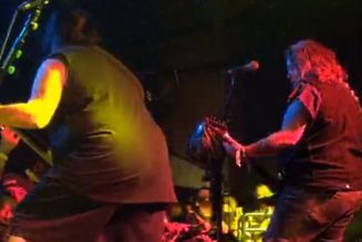 SOULFLY Plays First Show With FEAR FACTORY Guitarist DINO CAZARES (Video)