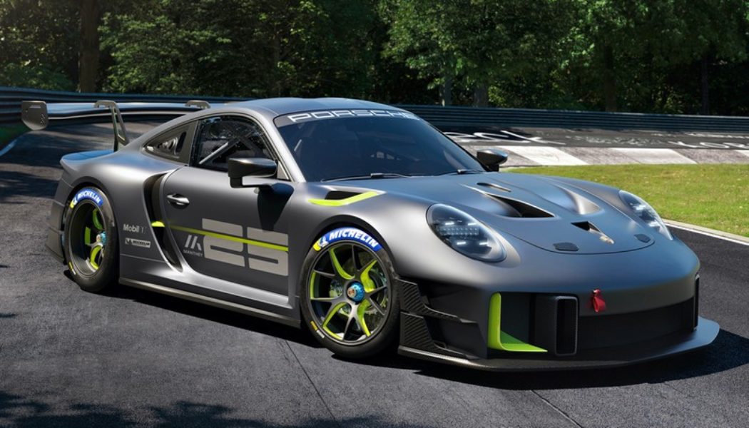 This Is Porsche’s Hardcore 911 GT2 RS Clubsport 25