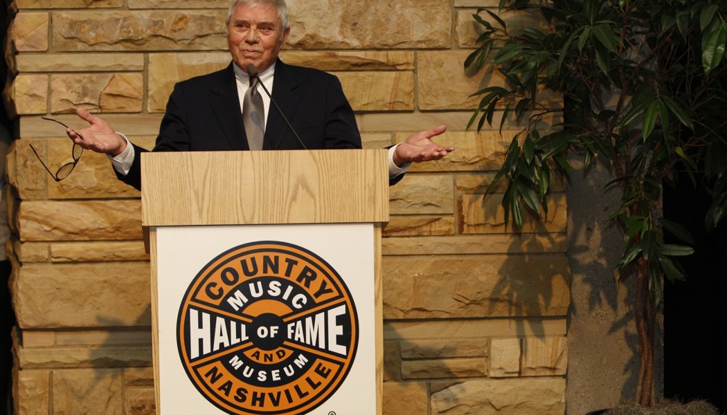 Tom T. Hall, ‘Storyteller’ Country Singer & Songwriter, Dies at 85