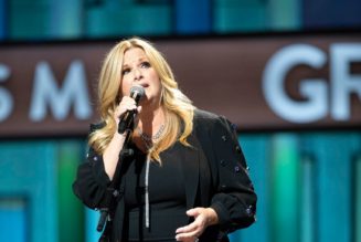 Trisha Yearwood Said Her COVID-19 Case Was ‘Mild,’ But ‘It Was Just No Joke’