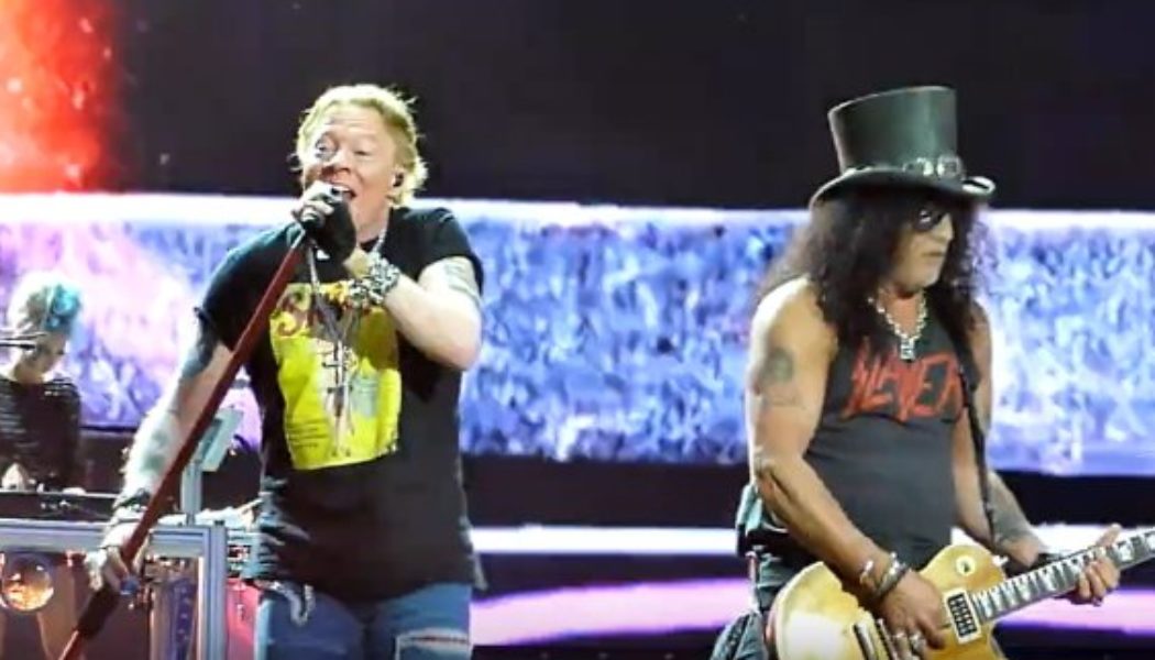 Watch GUNS N’ ROSES Perform In Missoula, Montana