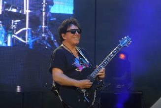 Watch JOURNEY Perform In Grantville, Pennsylvania