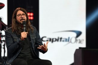 Dave Grohl Announces Limited The Storyteller Book Tour