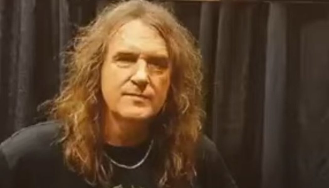 DAVID ELLEFSON Makes First Post-MEGADETH Public Appearance At ‘Crypticon’ Horror Convention (Video)