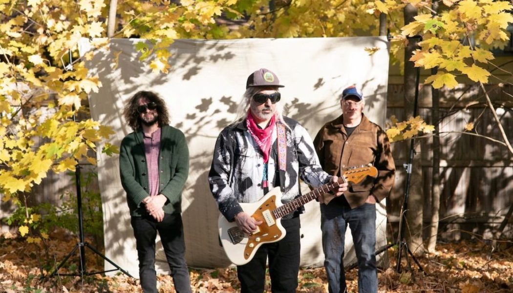 Dinosaur Jr. Postpone Tour Due to COVID-19