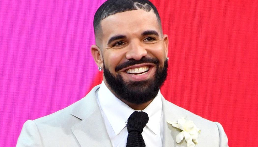 Drake Was Inspired To Drop a Bar About Giannis Antetokounmpo on ‘CLB’ After a Fan Tweet