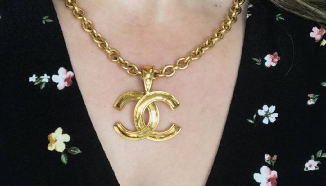 Everyone I Know Buys Their Vintage Jewellery From These 5 Places