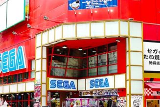 Fans Fill the Streets of Tokyo To Say Goodbye to Iconic SEGA Arcade