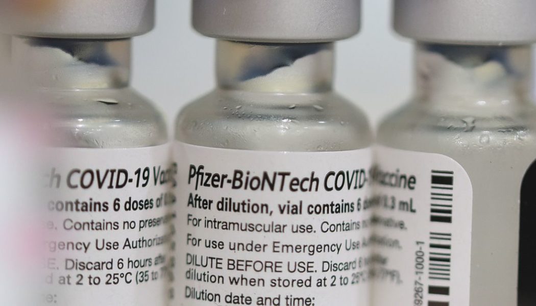 FDA clears Pfizer COVID-19 vaccine boosters for vulnerable groups