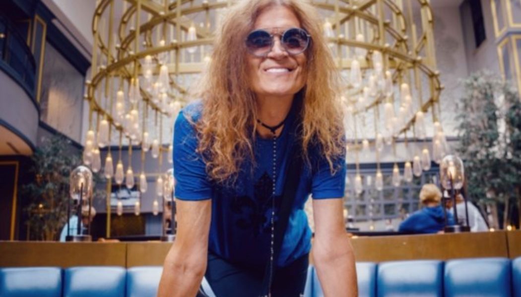 GLENN HUGHES On Becoming Sober More Than Two Decades Ago: ‘I Was Sick And Tired Of Waking Up Sick And Tired’