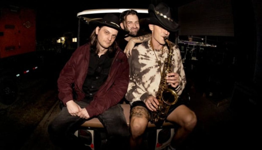 GRiZ and Zeds Dead Show Off Fire-Starting, Unreleased Song In First-Ever B2B Set