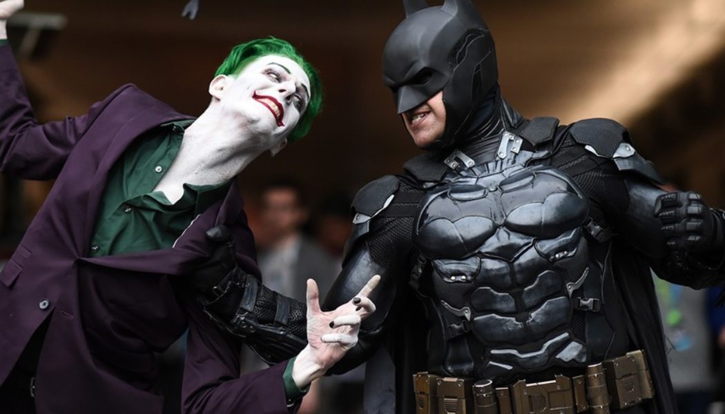 Here’s How DC Comics Fans Celebrated Batman Day on Twitter