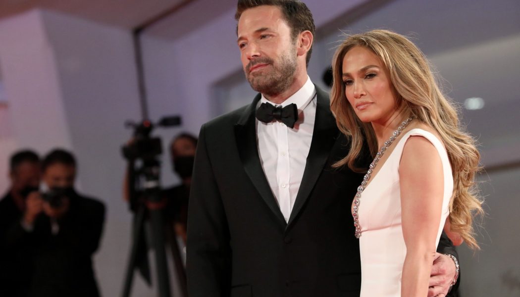 Jennifer Lopez & Ben Affleck Return to the Red Carpet Together for the First Time in 18 Years: Pics