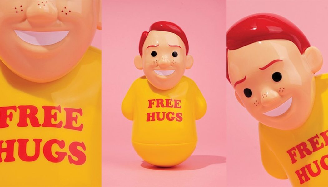 Joan Cornellà and AllRightsReserved Offer ‘Free Hugs’ With New Roly-Poly Figure