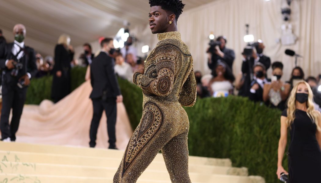 Lil Nas X Had the Best Time at the Met Gala — and He’s Got the Celebrity Selfies to Prove It